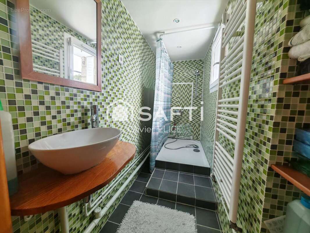 Maison 75 m² à Creil  - photo 4