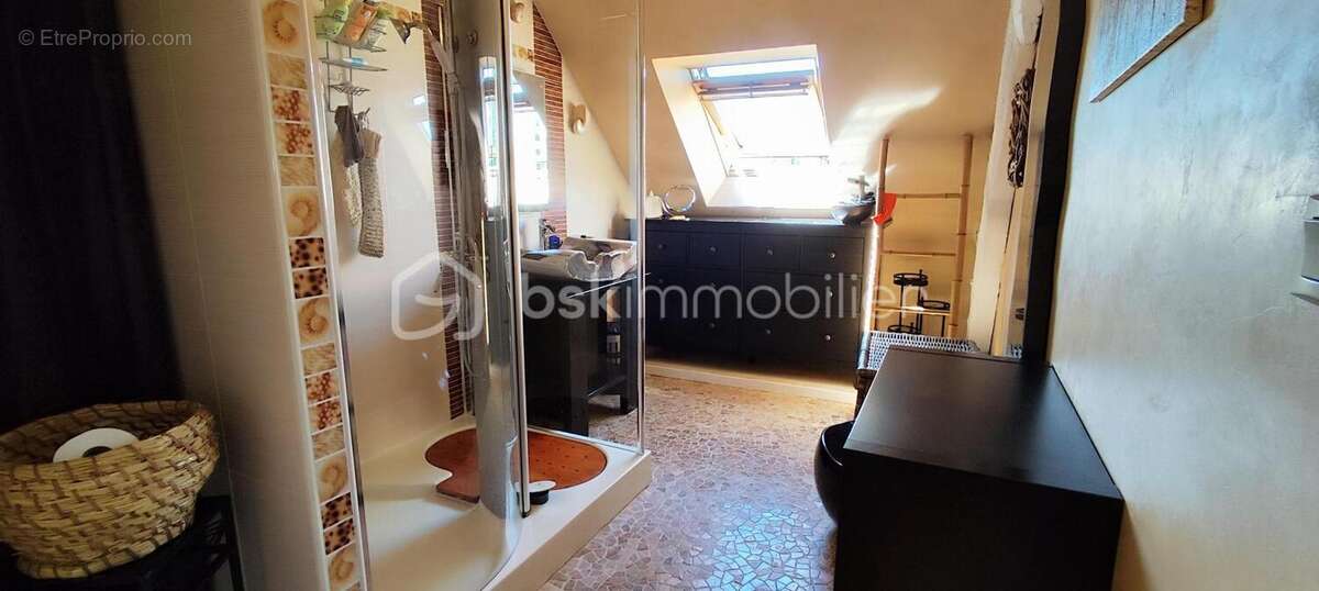 Maison à TORCE-VIVIERS-EN-CHARNIE