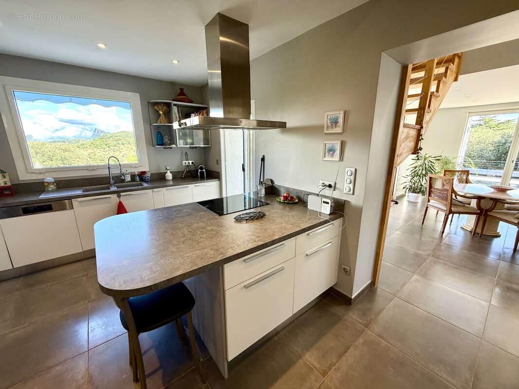 Maison à SAINT-MARTIN-DE-LONDRES