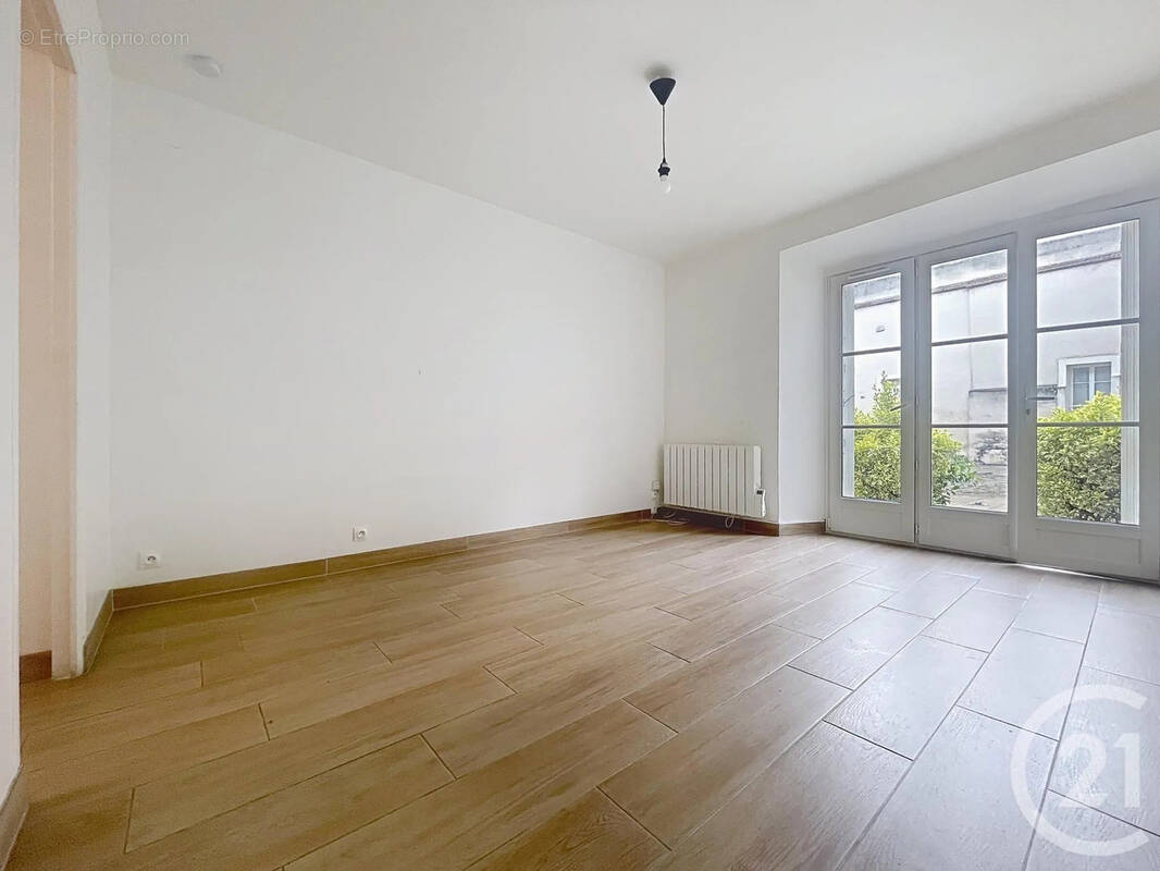 Appartement à MONTEREAU-FAULT-YONNE