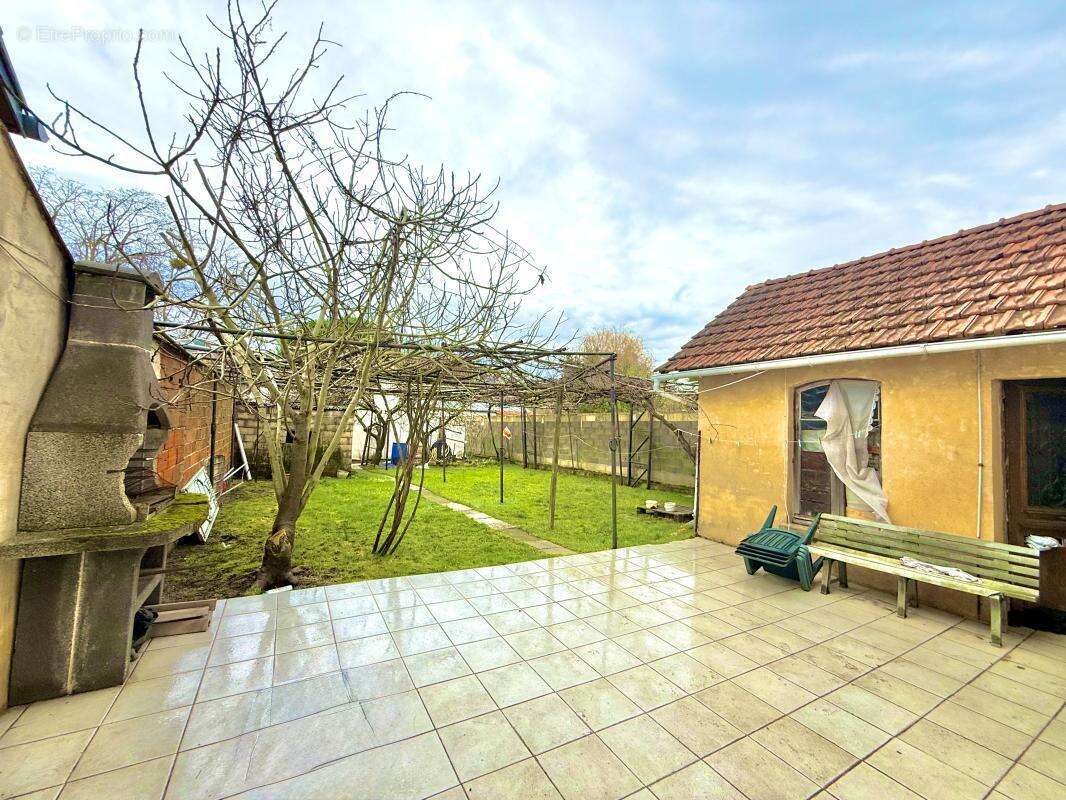 Maison à MONTFERMEIL