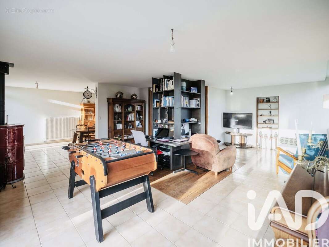 Maison 162 m² à Mourenx  - photo 4