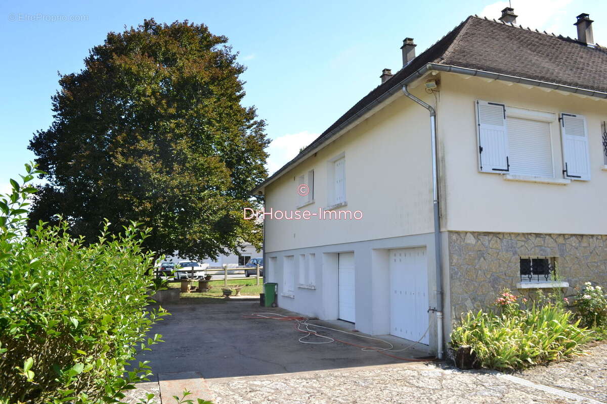 Maison à NEUILLY-EN-DUN