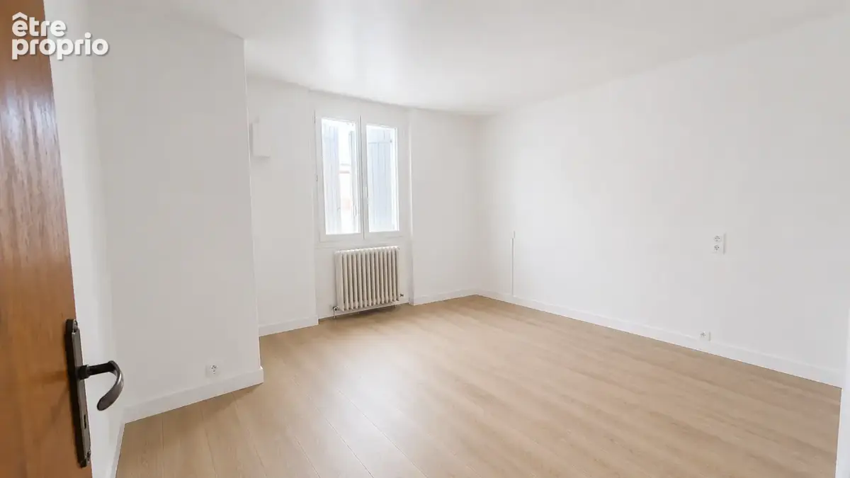 Maison de village 108 m2 avec terrasse, garage, 2 box et dépendance   Pernes-les-Fontaines - photo 7