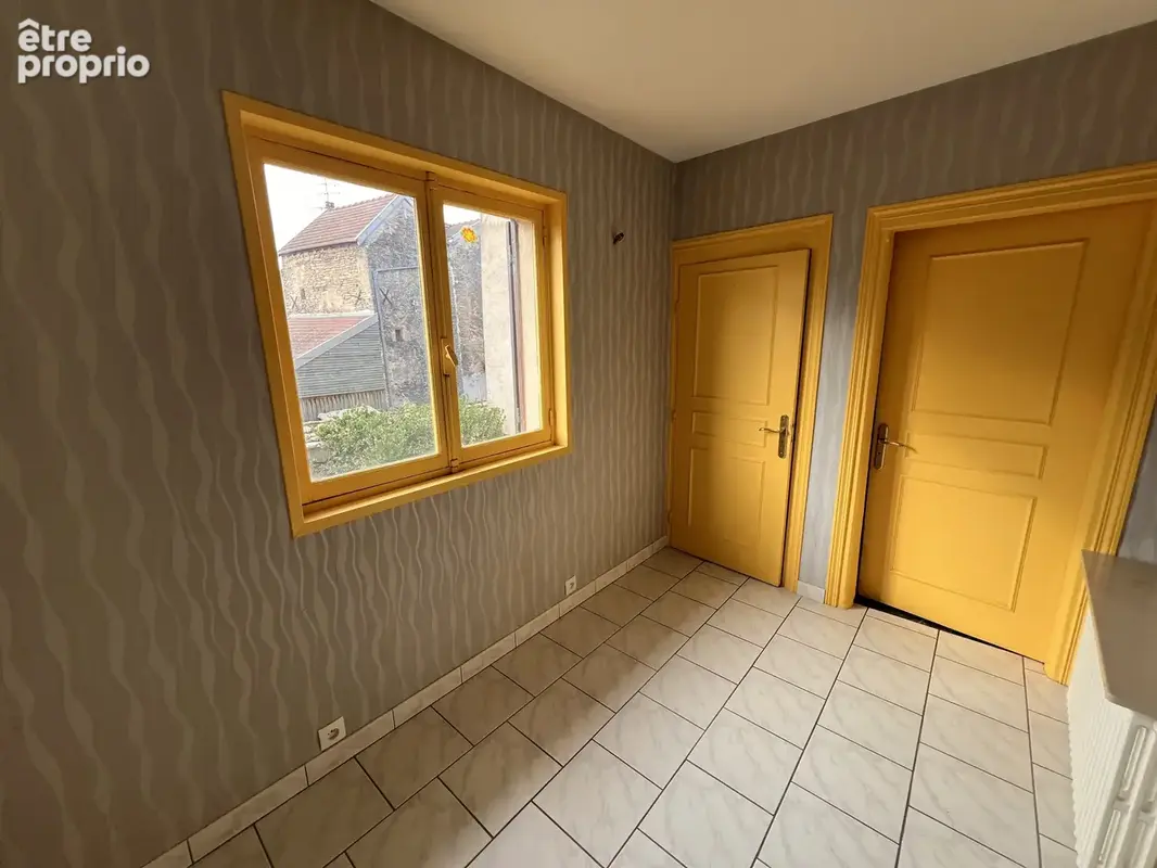 Exclusivité. Hautes-Côtes de Nuits maison ancienne avec dépendances. - photo 10