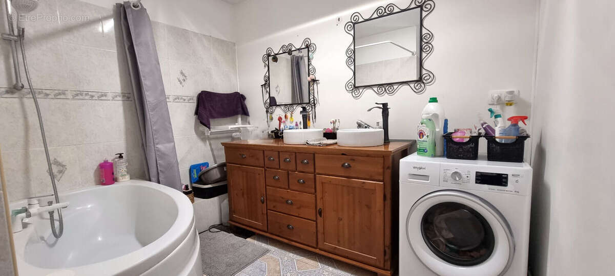 Appartement à LACROIX-SAINT-OUEN