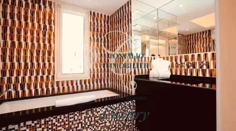 Appartement à SAINT-TROPEZ