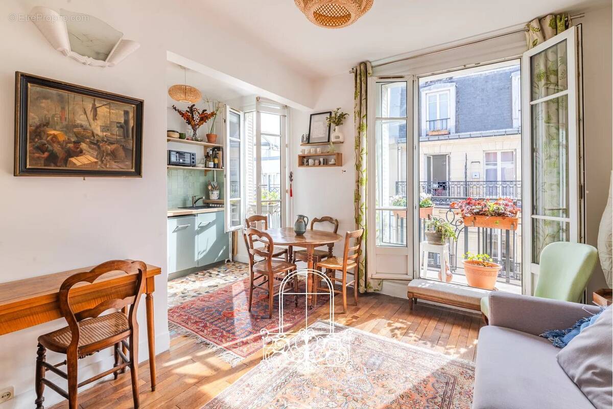 Appartement à LEVALLOIS-PERRET