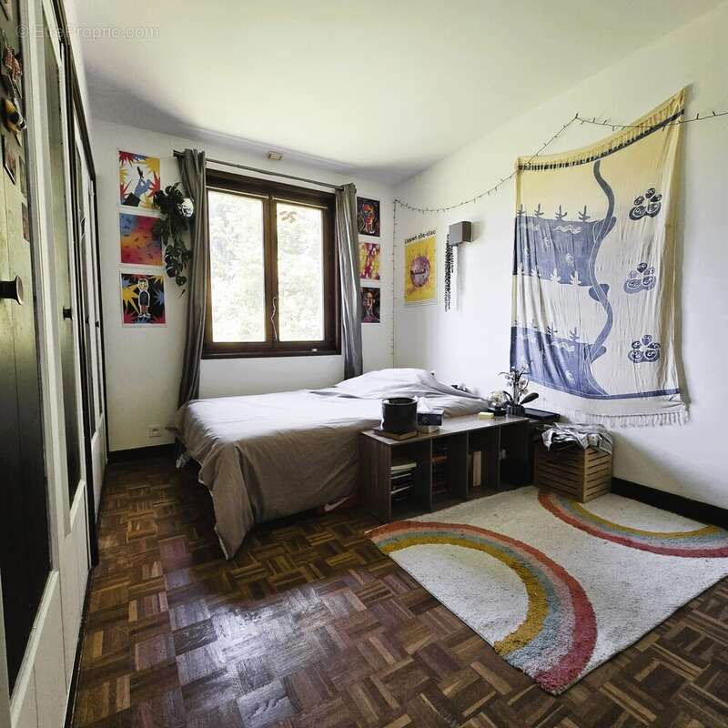 Maison à SAINT-CYR-SUR-MENTHON