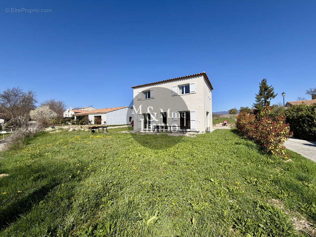 Maison à FORCALQUIER
