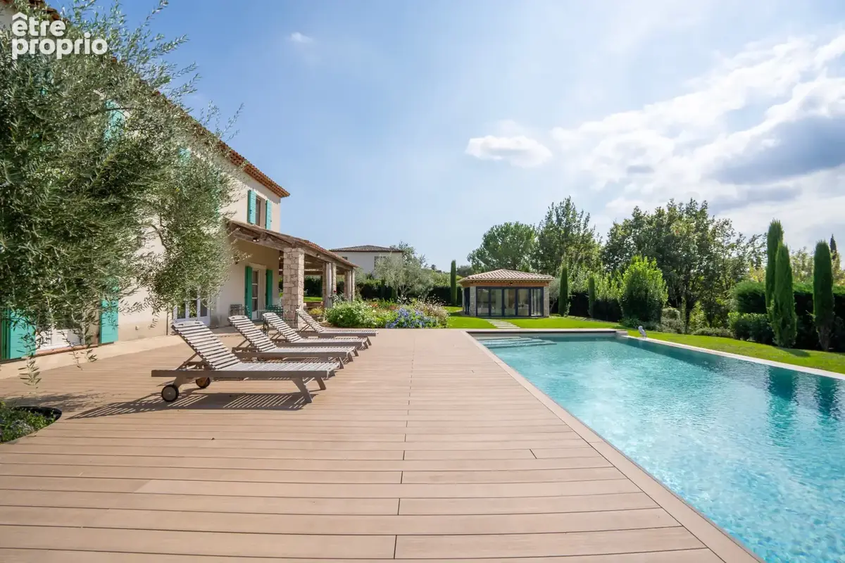 EXCLUSIVITE St Paul de Vence - Magnifique propriété située proche du village - photo 2