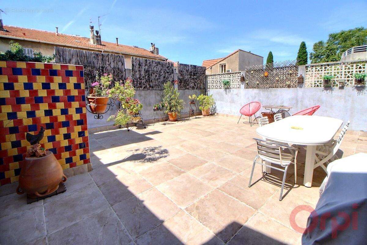 Appartement à MARSEILLE-13E