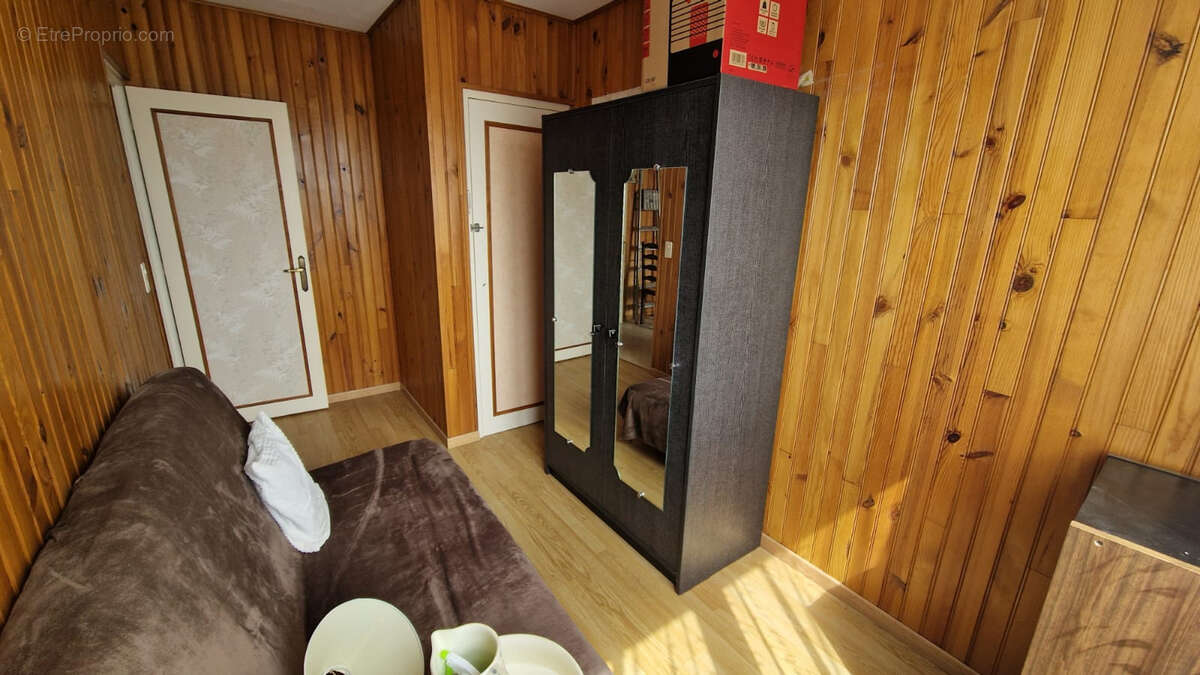 Maison bord de l'yonne - 4 pieces - 3 chambres - photo 11