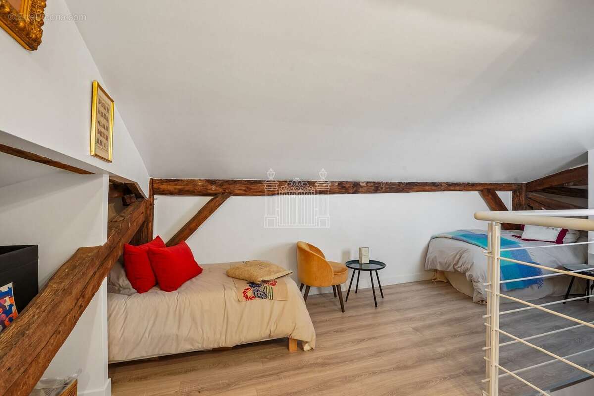 Appartement à PARIS-6E