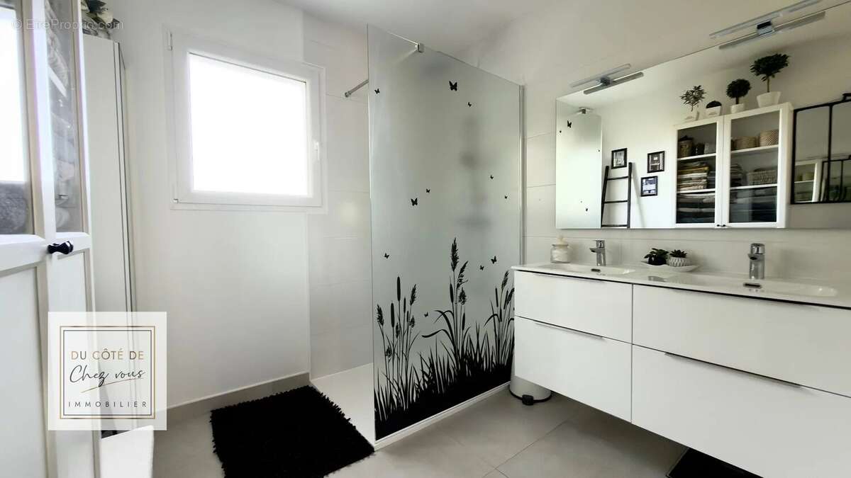 Maison à LAINES-AUX-BOIS