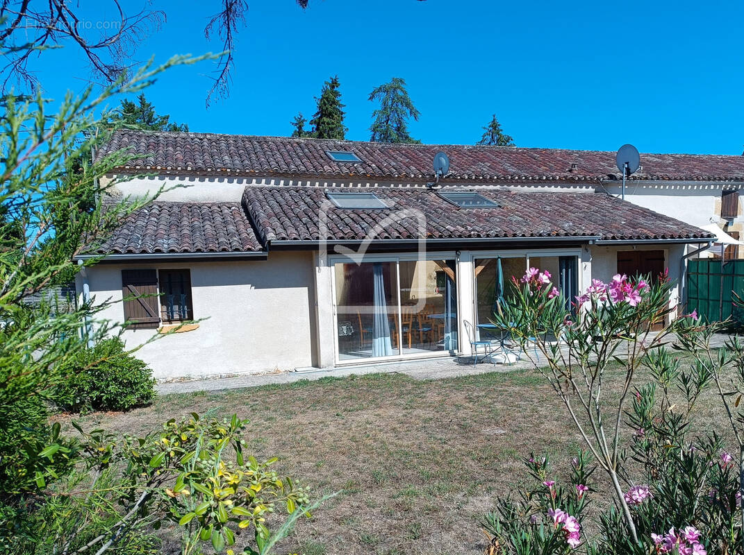 Maison à SAINT-GERMAIN-ET-MONS