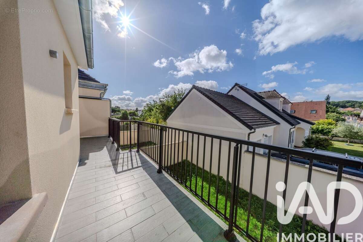 Maison 155 m² à Lagny-Sur-Marne  - photo 8