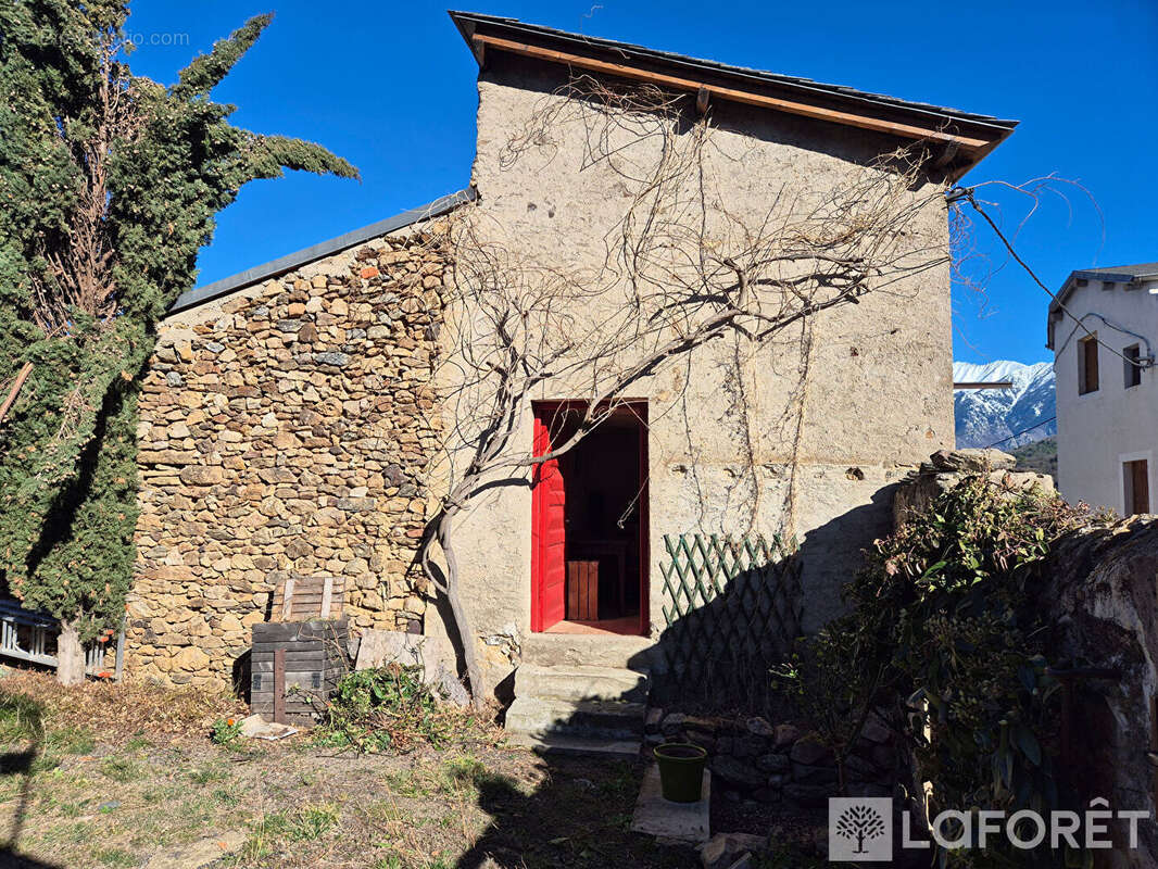 Maison Escaro avec jardin et dépendance - photo 19