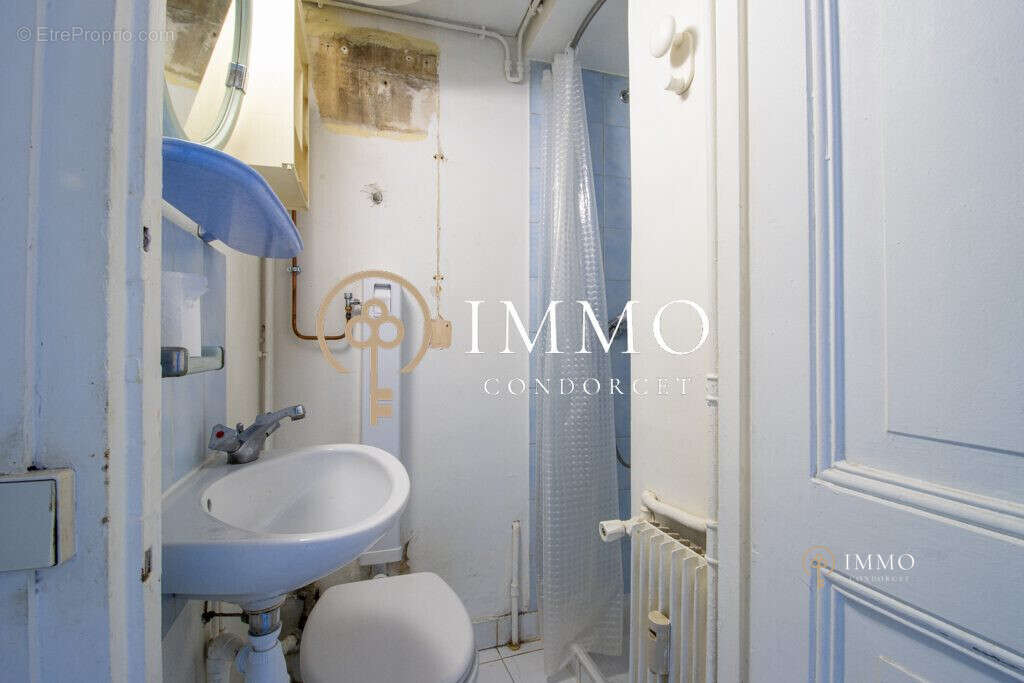 Appartement à PARIS-20E