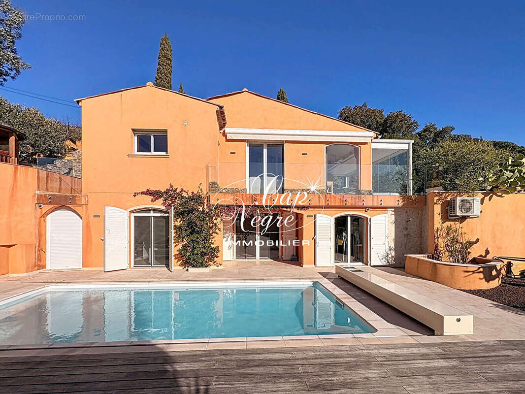 Maison à CAVALAIRE-SUR-MER