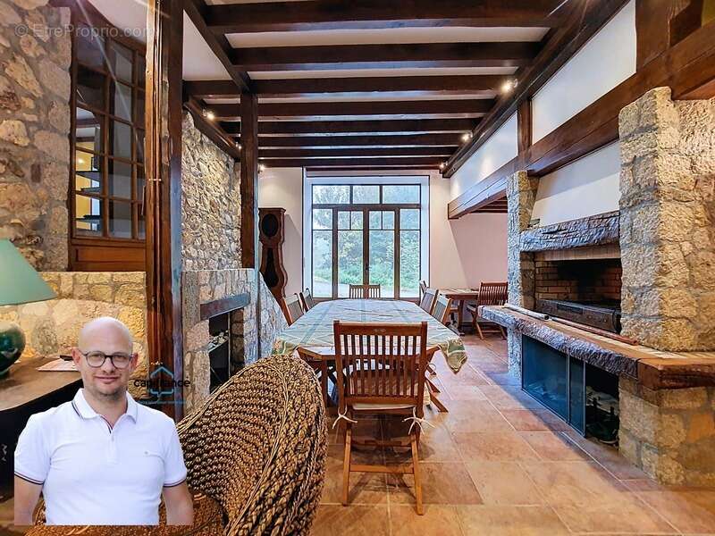 Maison à ATTIGNAT-ONCIN