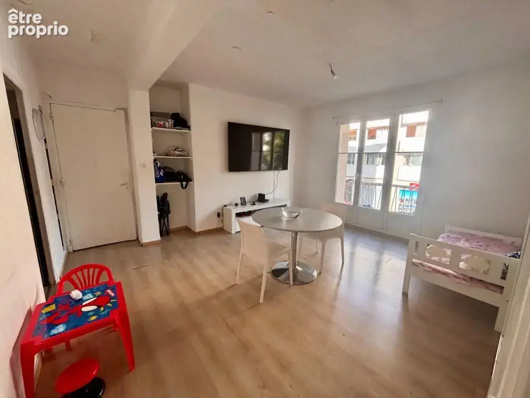 Toulon – quartier saint jean du var t3 lumineux avec balcon et cave - photo 3