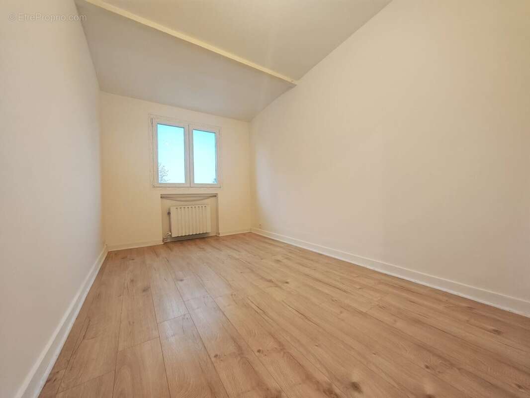 Maison à SURVILLIERS