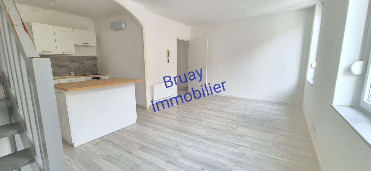 Appartement Bruay La Buissiere 2 pièce(s) 65 m2 - photo 2