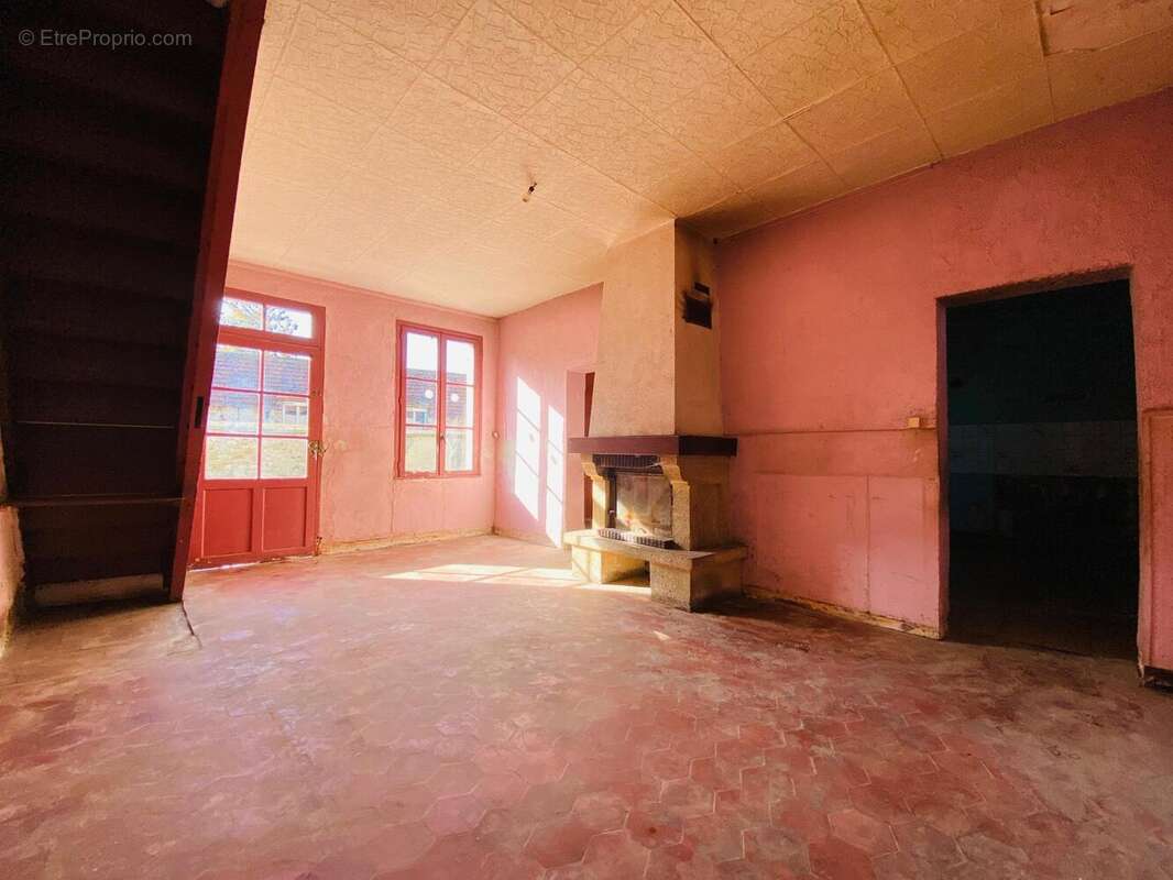 Photo 2 - Maison à VILLERS-COTTERETS