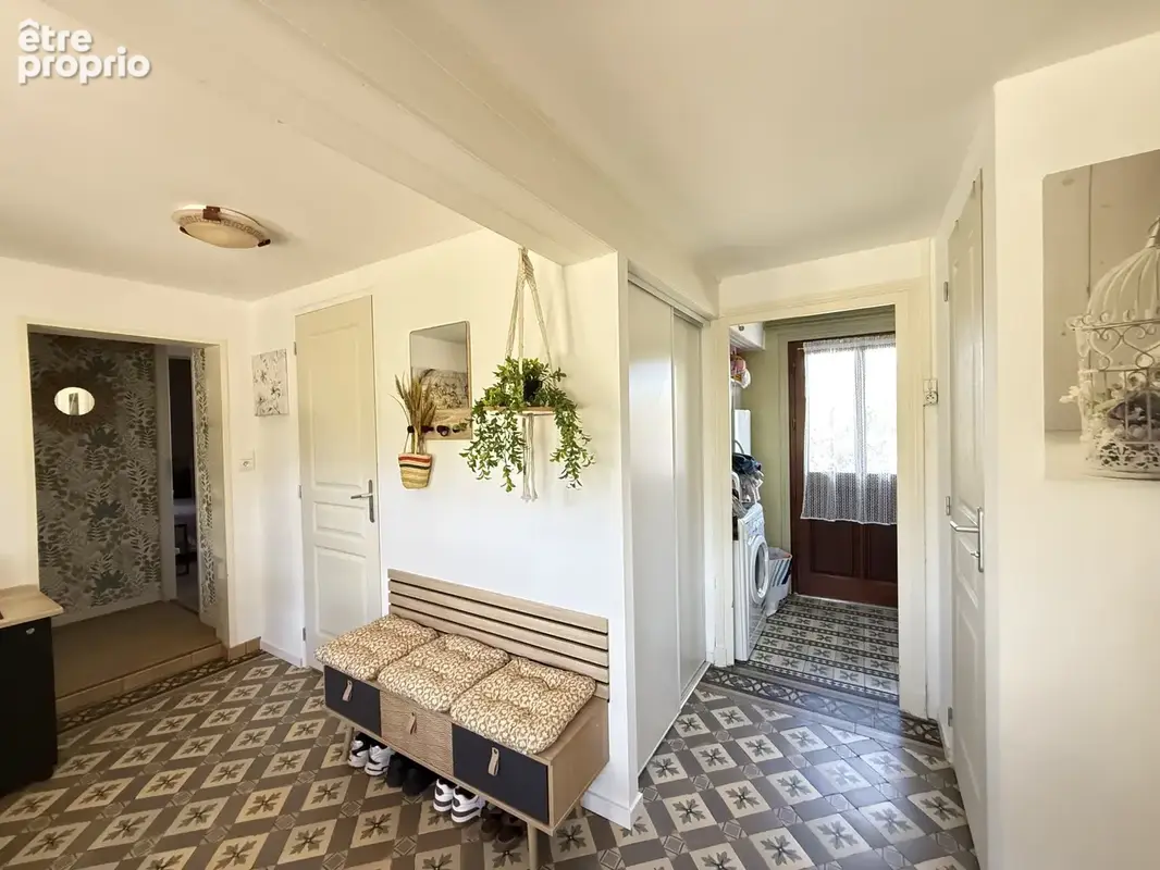 Belle longère de caractère rénovée   3 chambres, dépendances & potentiel - photo 3