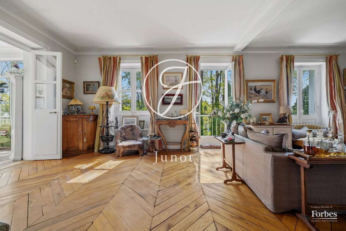 Maison à CHATOU
