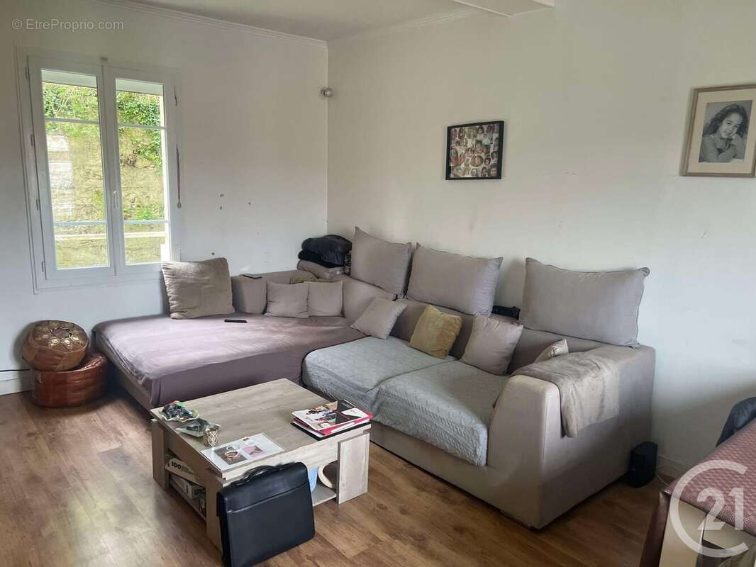 Maison à MARLY-LA-VILLE