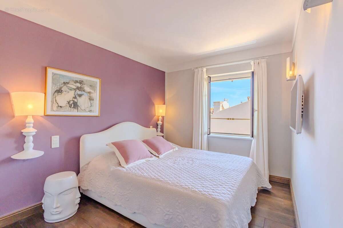 Appartement à SAINT-TROPEZ