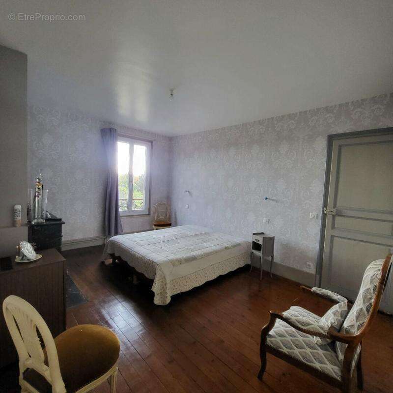 Maison à NONANCOURT