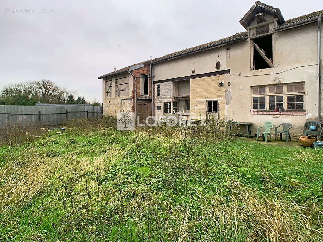 Maison à VILLE-SUR-TOURBE