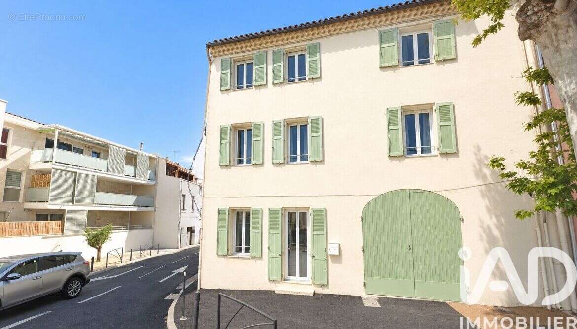 Appartement 68 m² à Istres  - photo 6