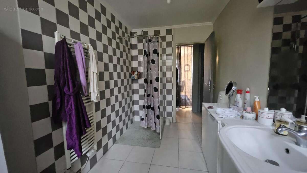 Maison à SAINTE-FOY-LA-GRANDE