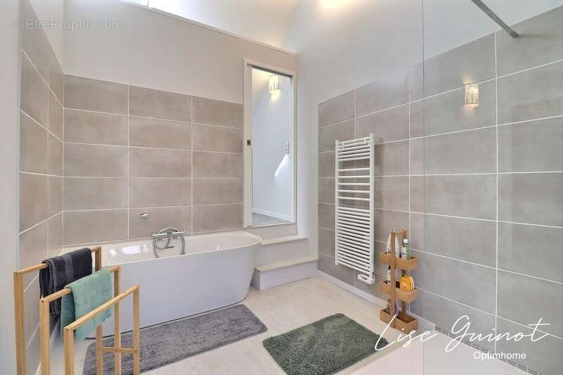 Maison de village intégralement rénovée - photo 17