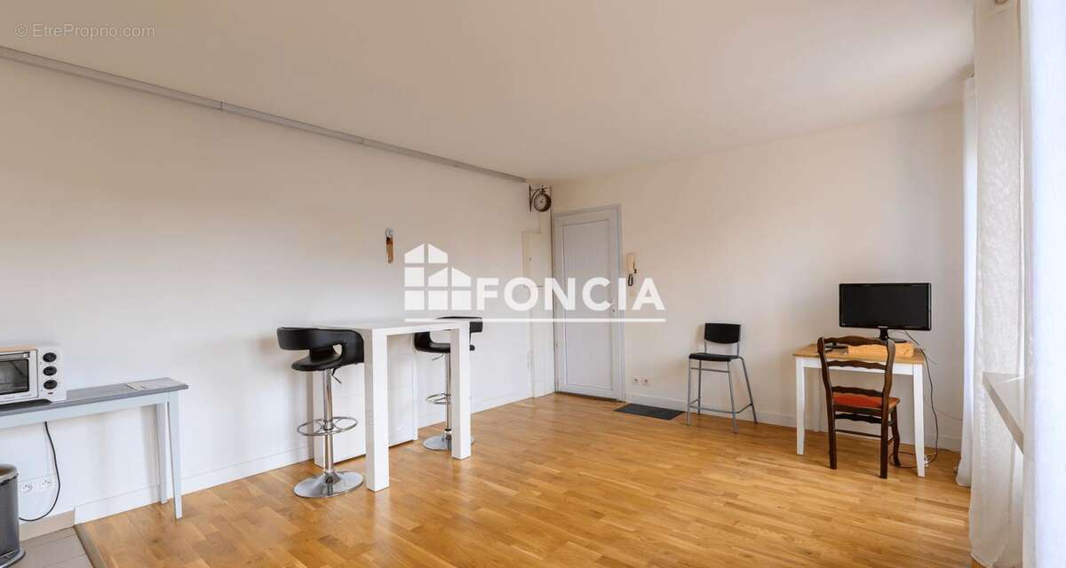 Appartement à ROISSY-EN-FRANCE