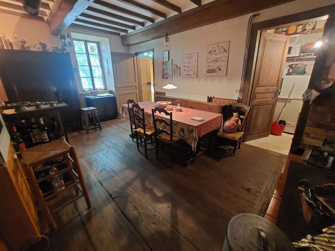 Maison en pierres à un petit prix secteur "proche aspet"... - photo 7