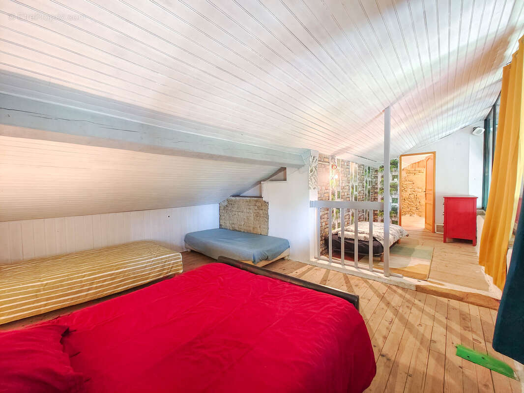 Maison à TERREBASSE