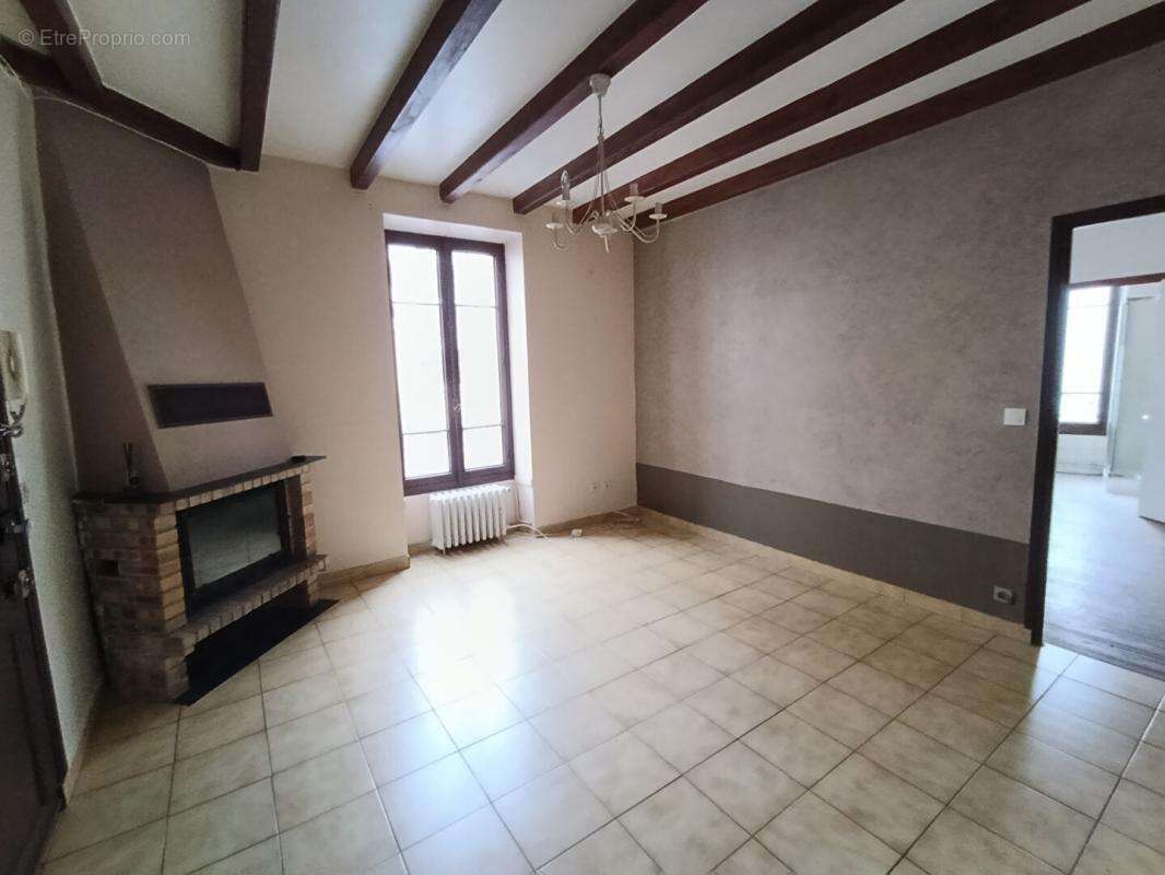 Appartement à MELUN