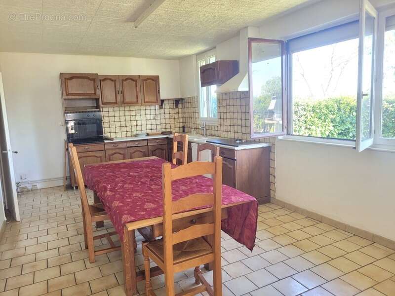 Maison à CUSSAC-FORT-MEDOC