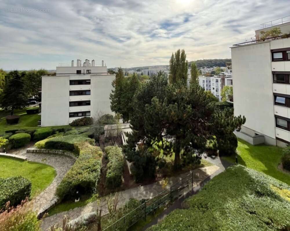 Appartement à FONTENAY-AUX-ROSES