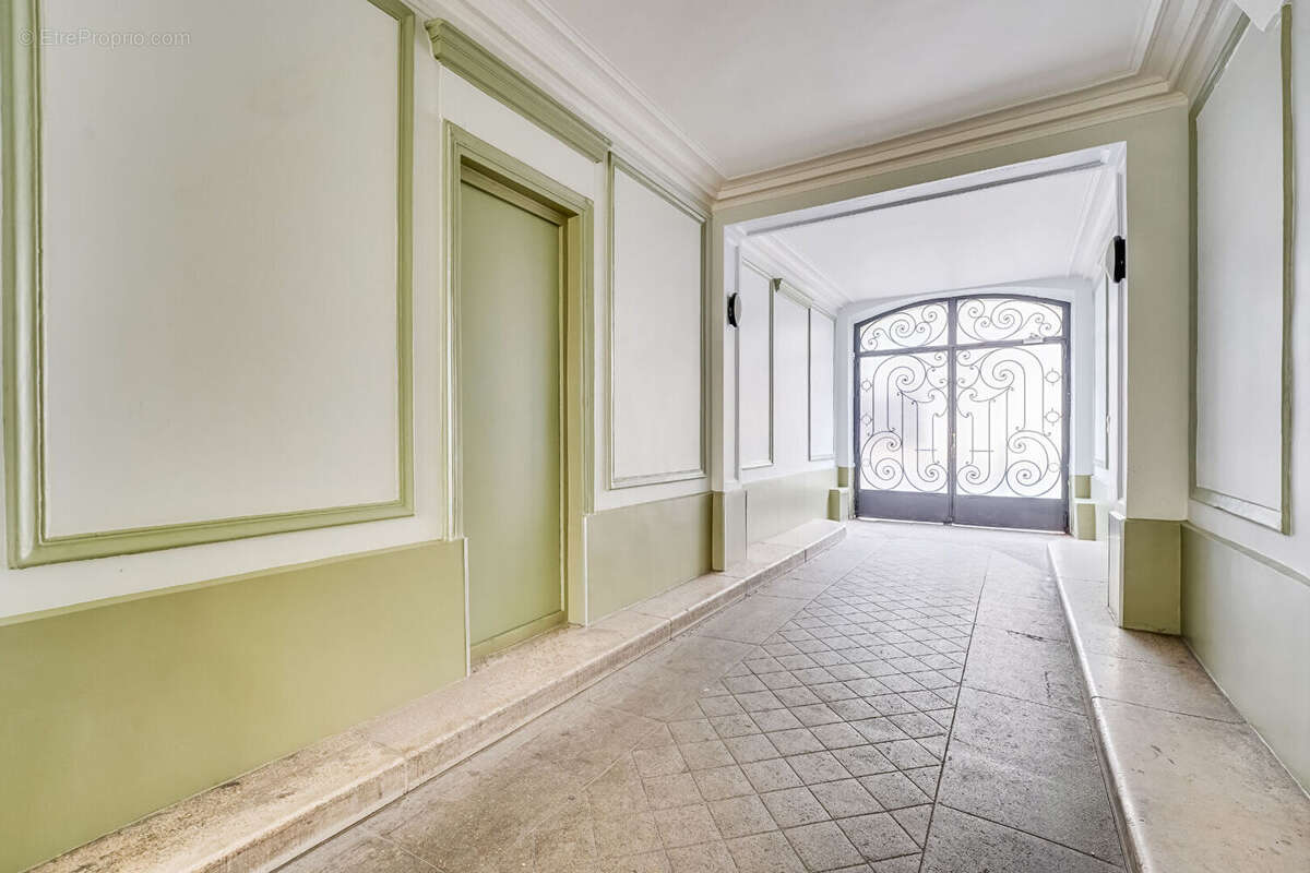 Appartement à PARIS-18E