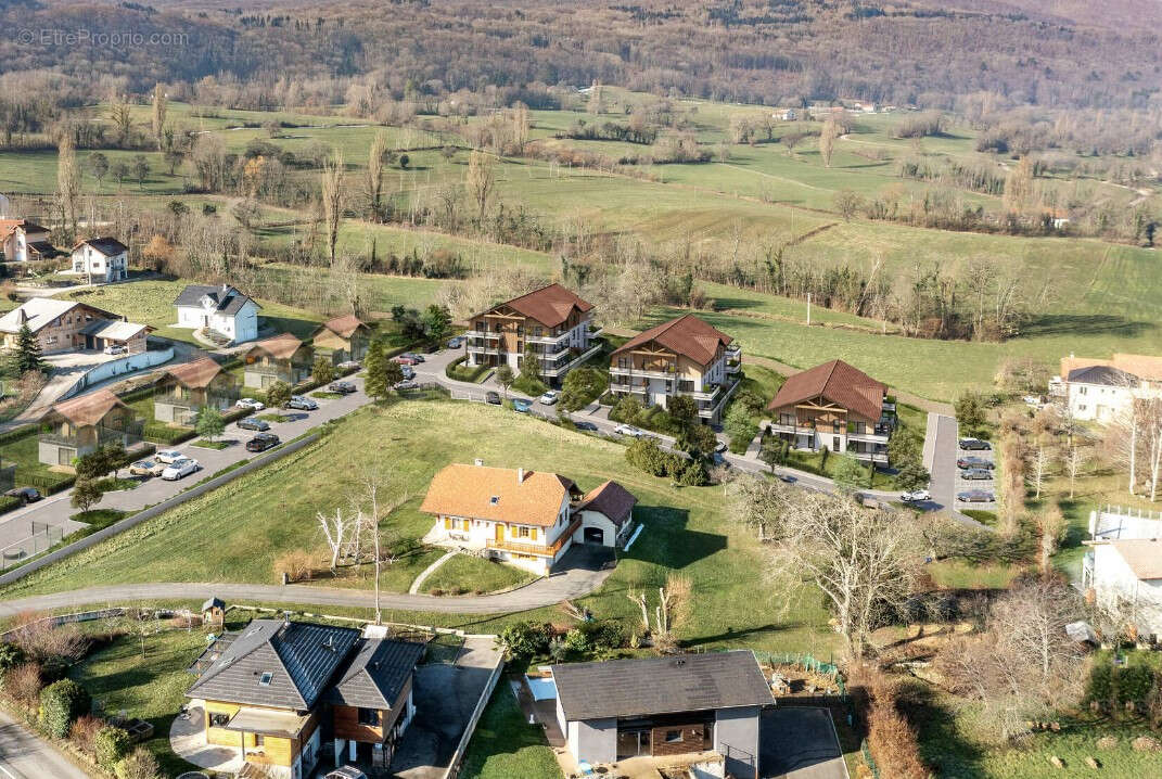 Appartement à DINGY-EN-VUACHE
