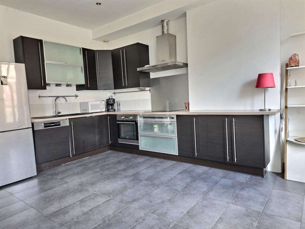 Appartement à LYON-5E