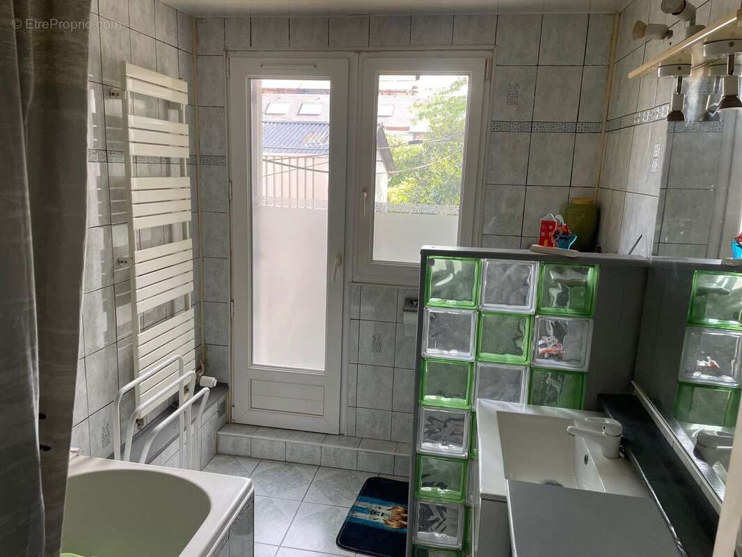 Appartement à JURANCON