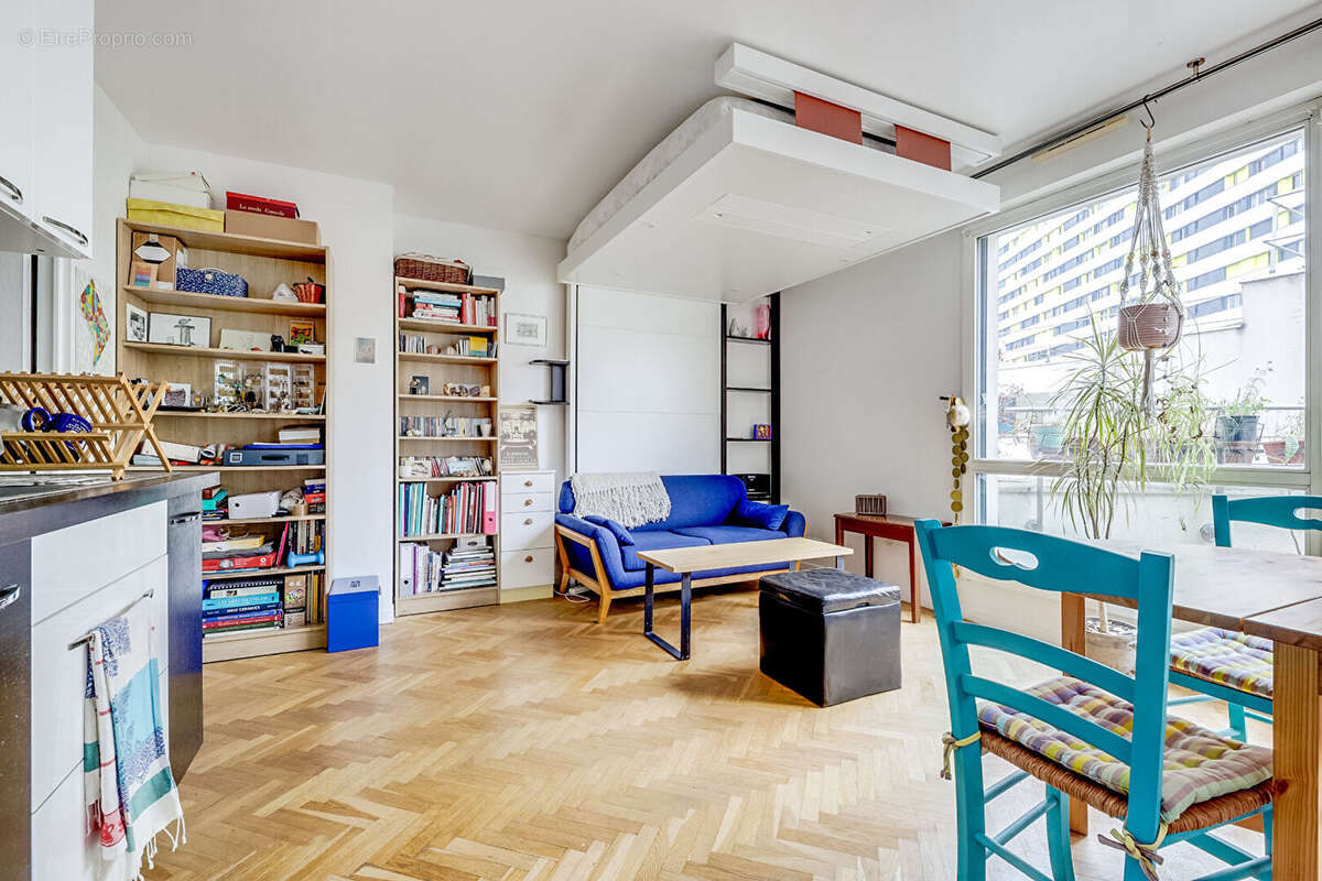 Appartement à PARIS-20E