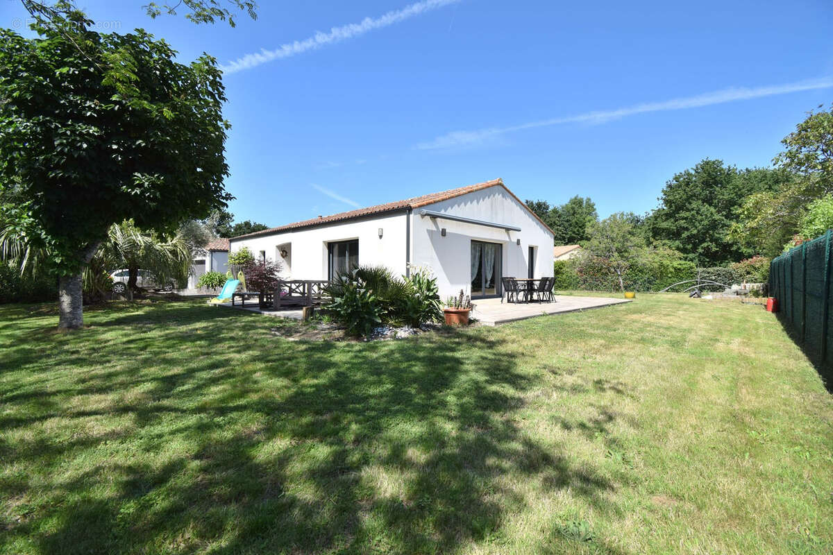 Maison à LA CHEVROLIERE
